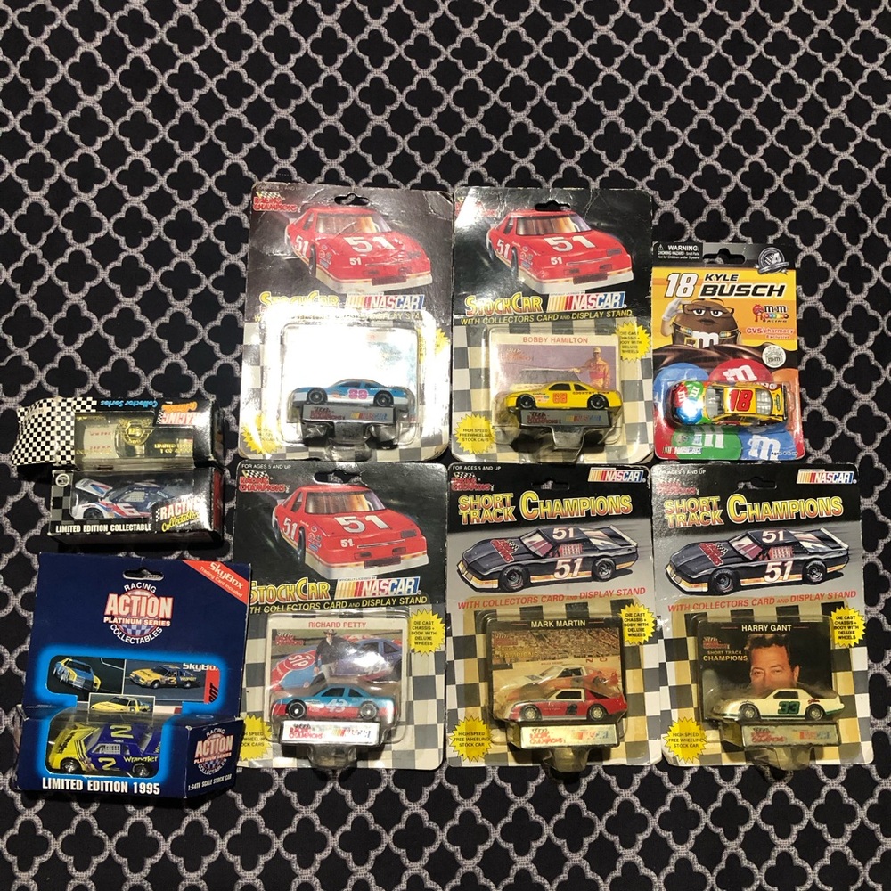 VTG SHORT TRACK RACING CHAMPIONS NASCAR M&M’s Diecast Cars Cards Stand Bundle 9